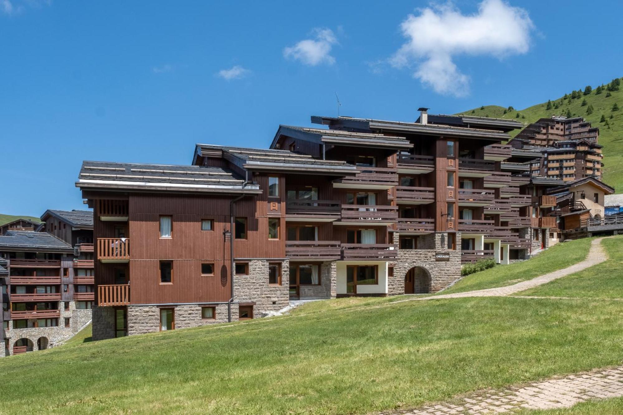 Residence Pierre & Vacances Emeraude Ла План Екстериор снимка
